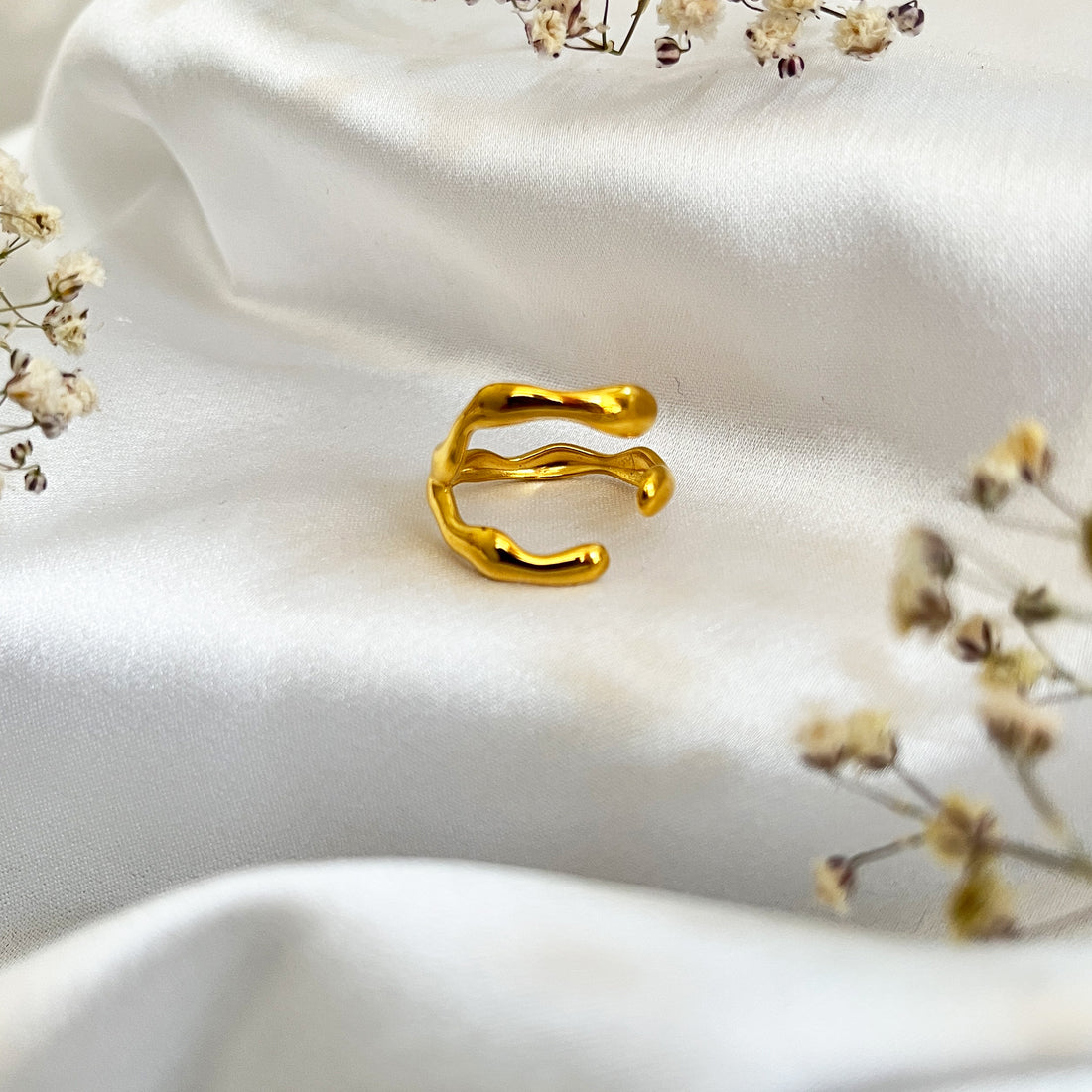 Anti Tarnish Ring for Modern Women