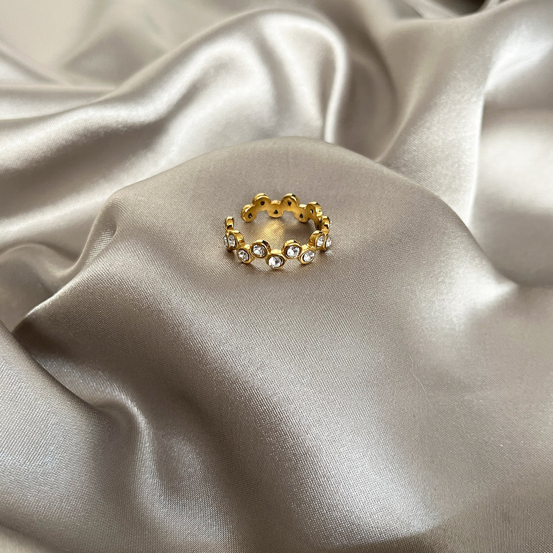 Brass gold plated trendy ring for ladies
