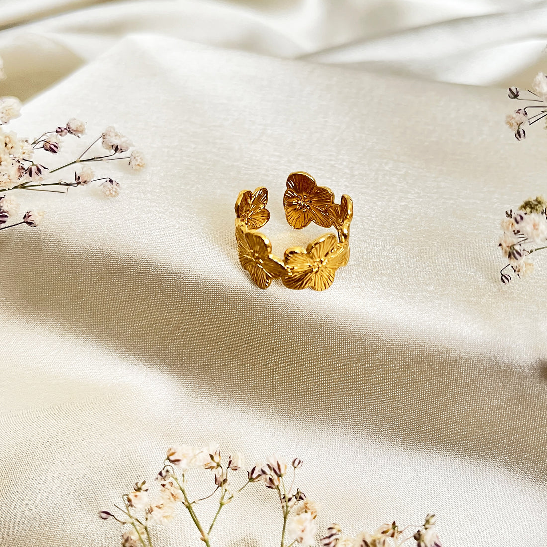 Flower Gold Ring for Ladies