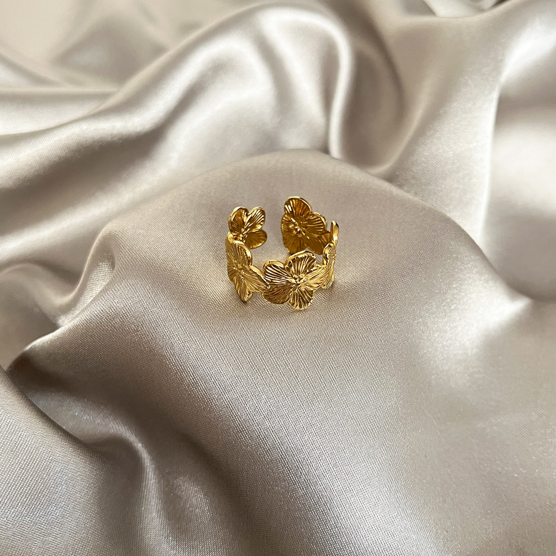 Gold Flower Ring