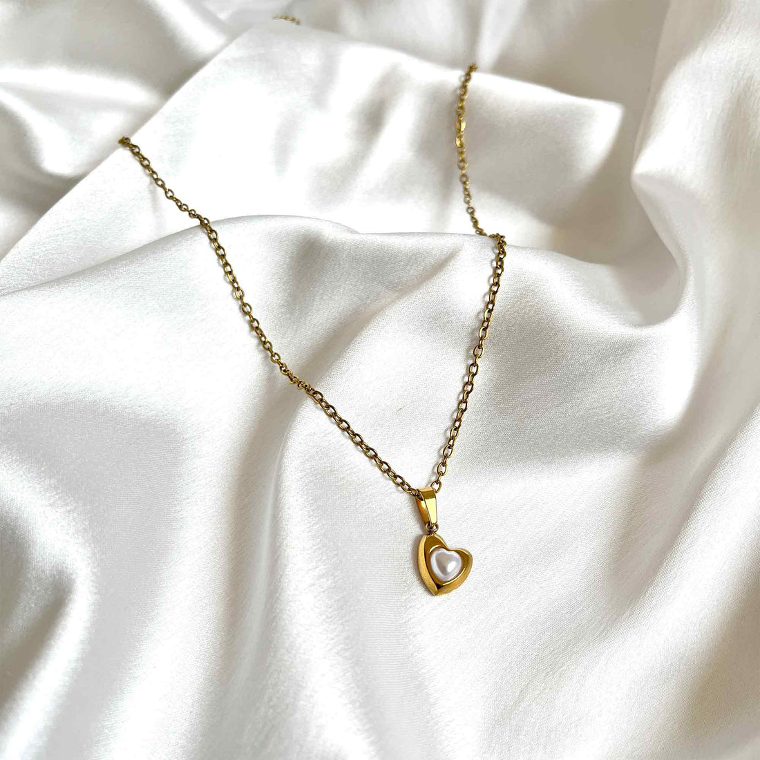 gold plated heart necklace for women