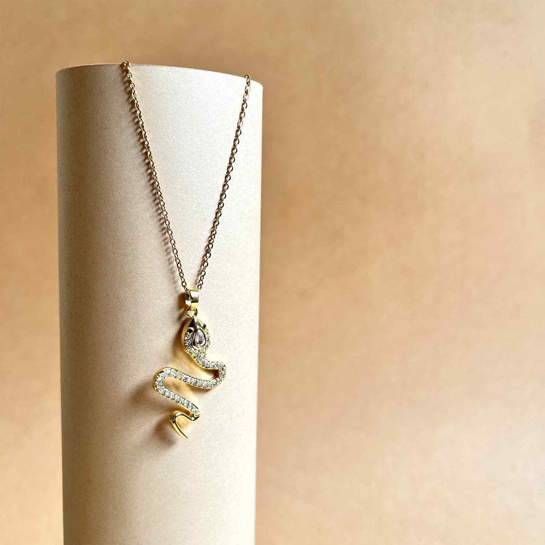 Long Lasting Necklace Design Online