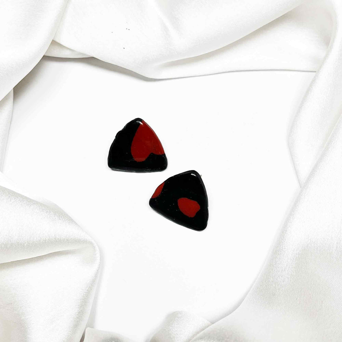 Black Polymer Clay Earrings – Elegant Handmade Jewelry
