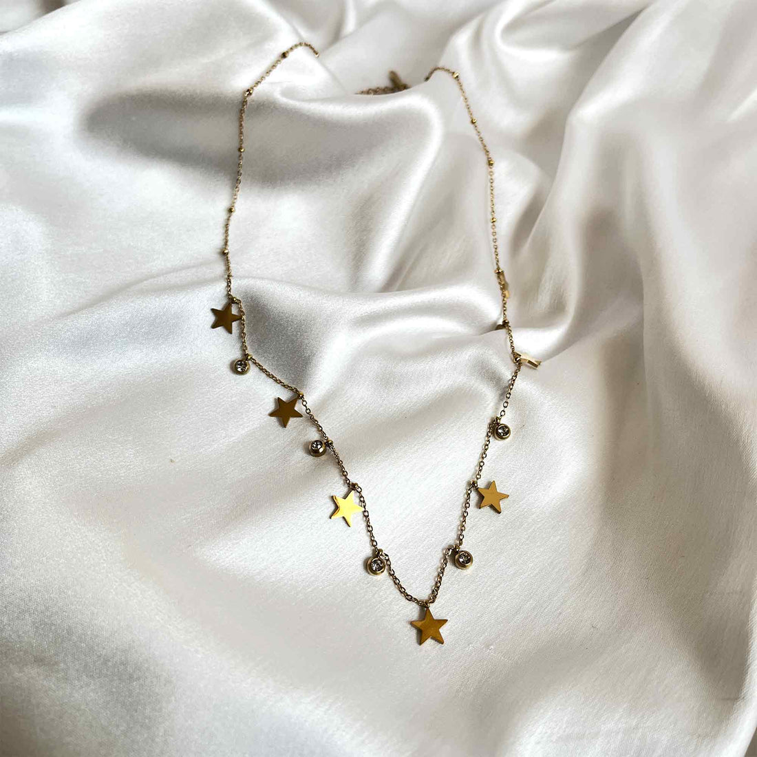statement jewelry for modern women