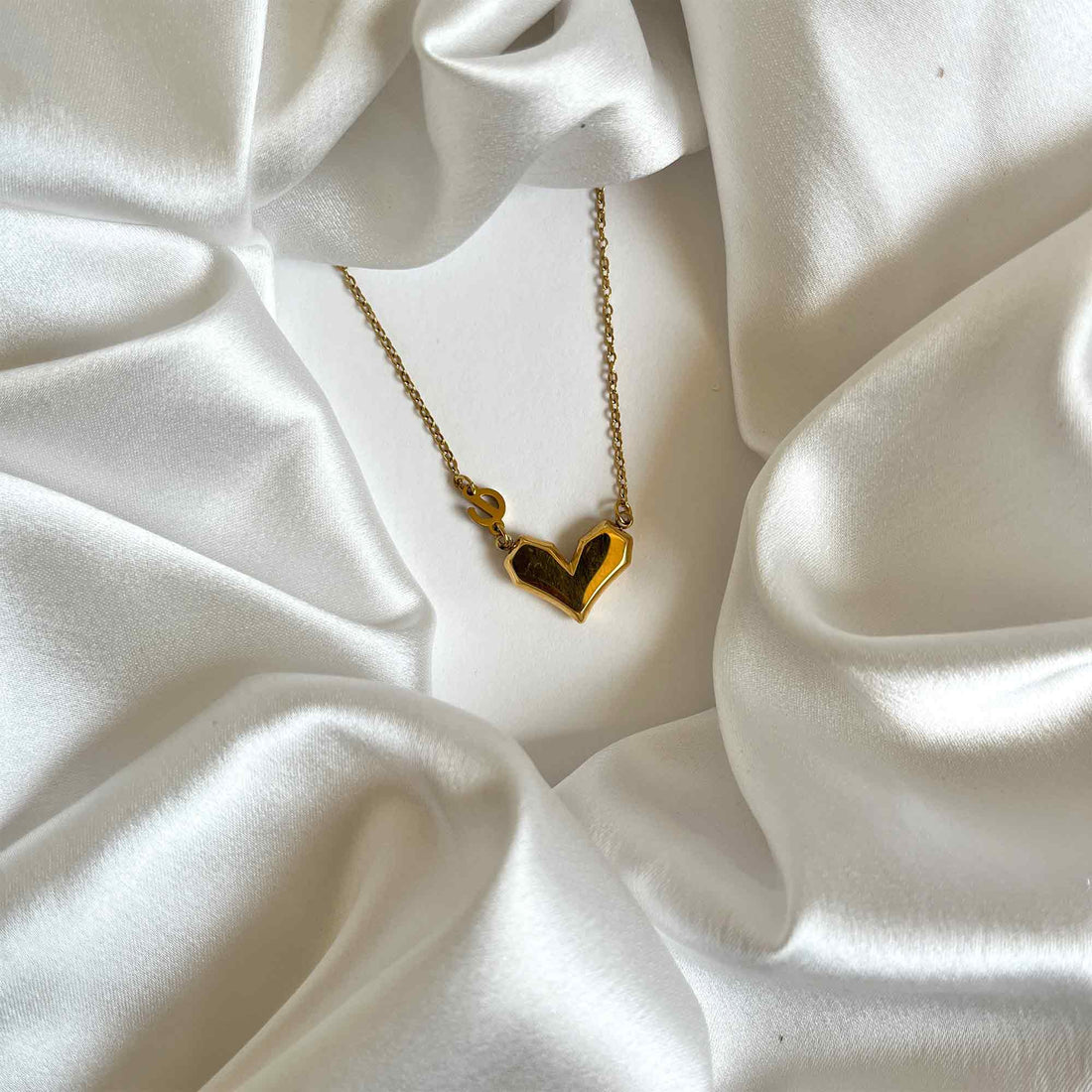 tarnish free necklace design for women